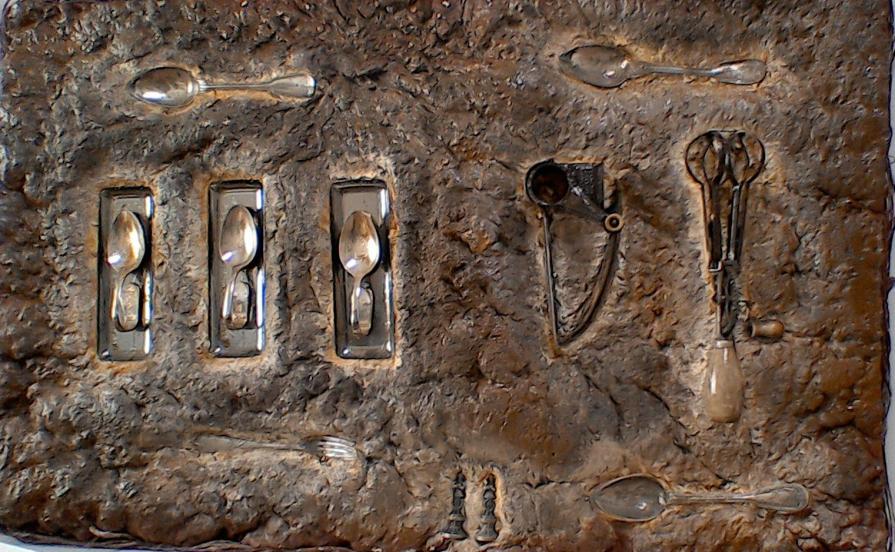 «Manipolazione materica» Scavi nella pietra…ricordi di casa.