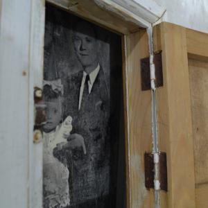 Quello che resta 3 (particolare foto)